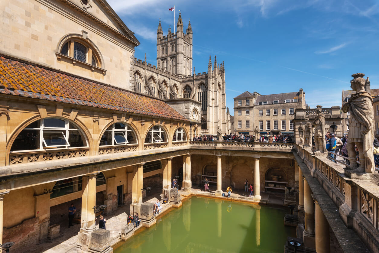 co-t-de-la-vie-et-prix-bath-en-2025-pour-vivre-ou-voyager